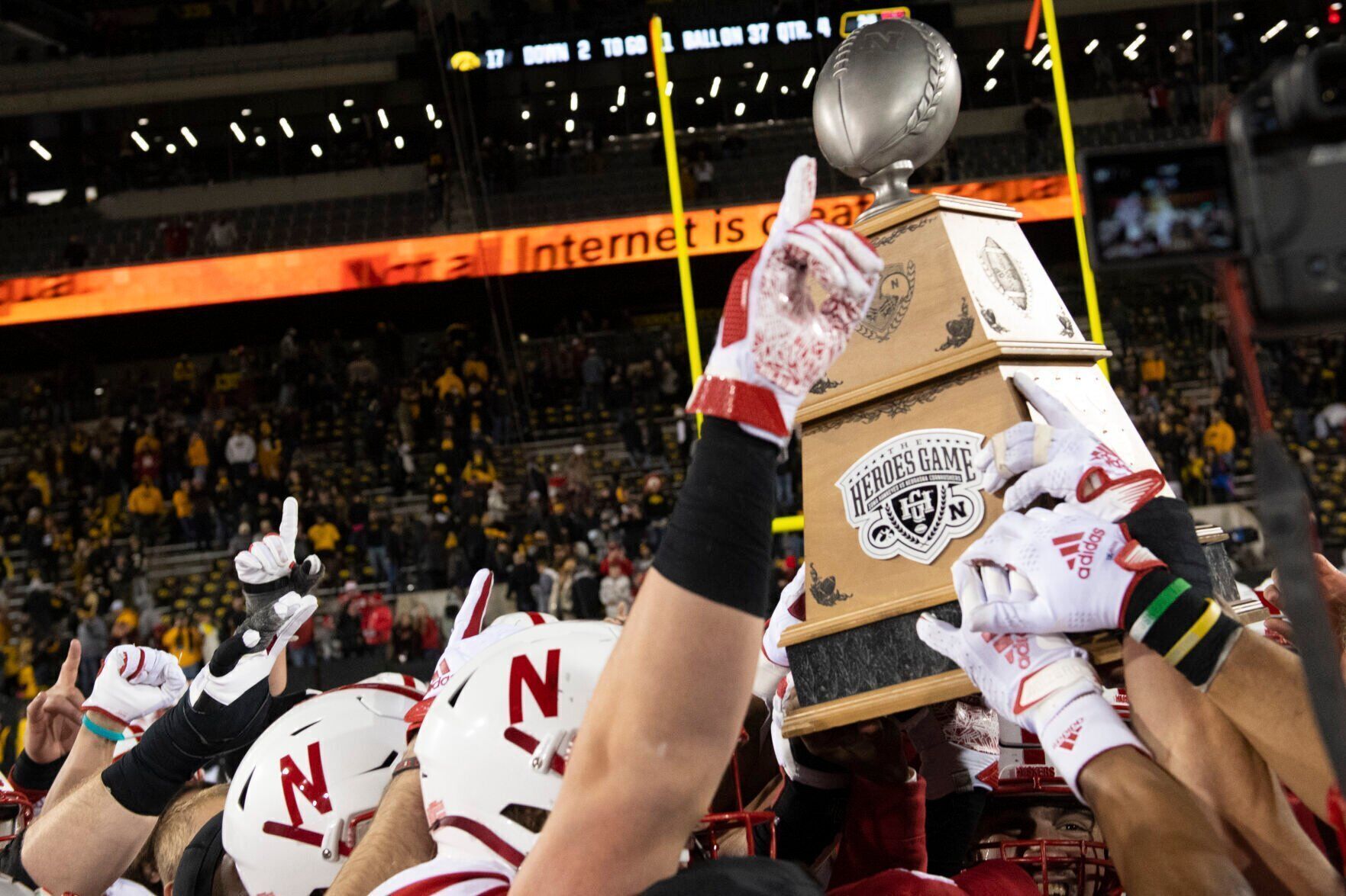 Nebraska vs Iowa, 11.25